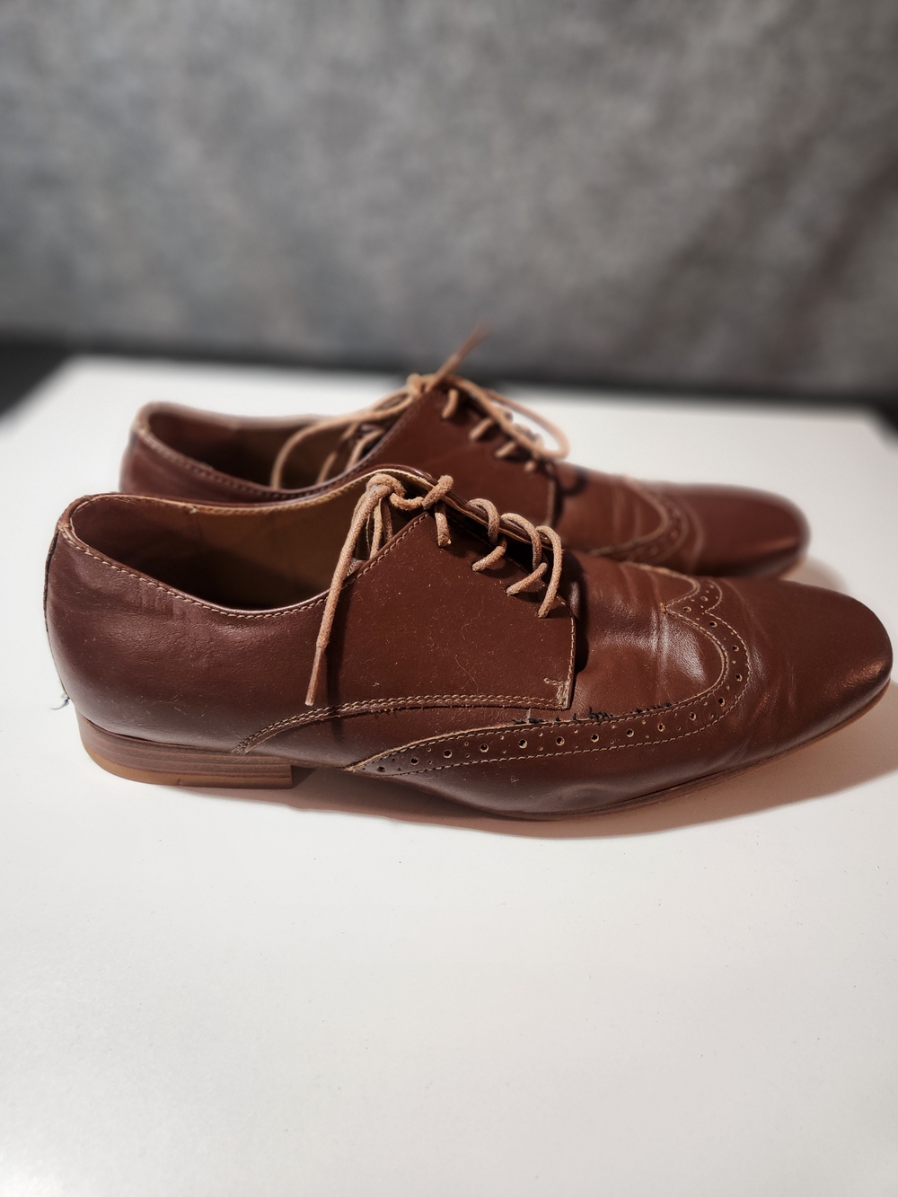 Seven 91 Brown leather wingtip lace up oxfords with brogue detailing Size 11